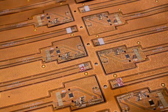 satın al LED Işık Şeritleri için Yangın Koruması Seviyesi V0 ve Özelleştirilebilir Hizmetlere Sahip Çift Katmanlı Devre Kartı FPCB online manufacture