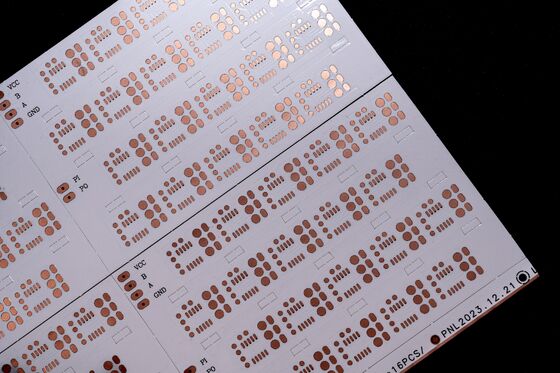 satın al Özelleştirilebilir Çift Katmanlı Siyah Film OSP Antioksidan LED Işık Şeritleri için Esnek Basılı Devre Kartı online manufacture