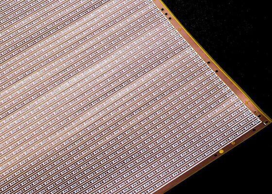 2025 Model LED Light Strip Board, PCS başına 75 LED Bead ve 12V Güvenli Voltaj - Çift Taraflı Beyaz Film FPC Board