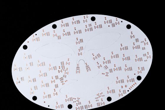 Özelleştirilebilir LED Güzellik Maskası için Yanık Koruma Seviyesi V0 ile Çift Katmanlı PCB Döşeme Tablosu