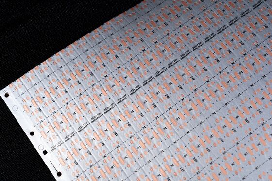 Çifte Katman Tasarımı LED FPC OSP Antioksidan Kaplama ve 2835 LED Şerit için Özelleştirilebilir Kalınlık